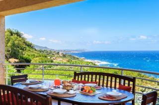 Villa avec Vue Panoramique et Piscine Privée à Corbara - 8