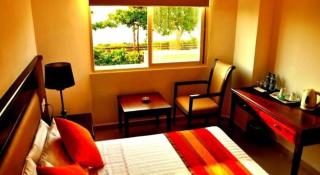 Sai Sea City Hotel - 5