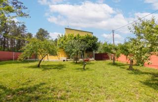 Spacious House with Garden in Touro – Family-Friendly - 4