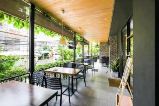 Kitzio House Hotel Huai Kwang - 3