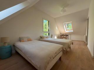 Ker Bed - 9