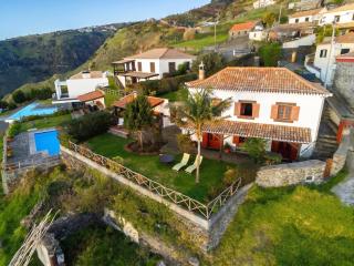 Sea-view house in Fajã da Ovelha with garden and terrace - 2