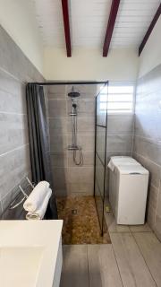 Appartement lumineux avec piscine partagée, Sainte-Anne, 75 m² - Le Moule - 1