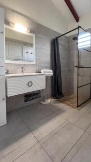 Appartement lumineux avec piscine partagée, Sainte-Anne, 75 m² - Le Moule - 2