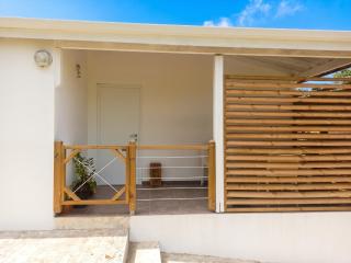 Appartement charmant à Sainte-Rose avec terrasse et jardin – 65 m² - 0