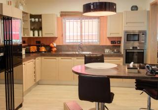 Spacious House in Flic en Flac with Shared Pool - 4