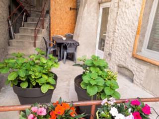 Maison charmante à Jaujac avec terrasse et plancha - 2