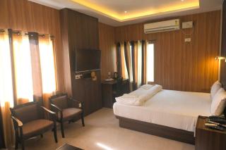 Hotel O Marina Manor - 6