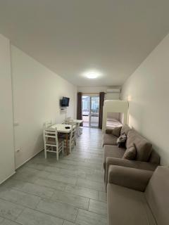 Eli Apartments - 5