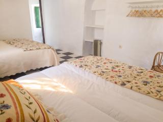 Charming house in Estepa, mountain view - 2
