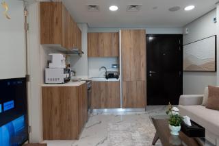 Modern 1BR with Balcony - Maryah Vista Retreat - 8