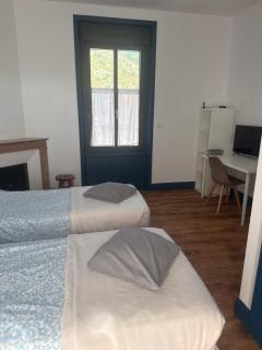 Gîte entier ou chambres dans parc clos avec piscine - Andancette - 7