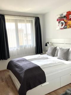 Urban Garden Apartment - 0