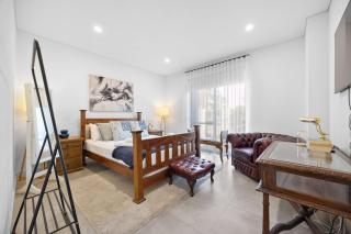 Magnificent Mt Lawley A Stunning Sepal Stay - 7