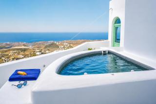 Two Gods Santorini Premium Jacuzzi Sea View Suites - 7
