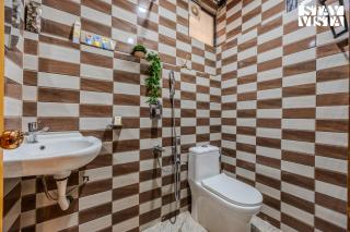 StayVista at Mudhouse Escape with Pool, BBQ - 2