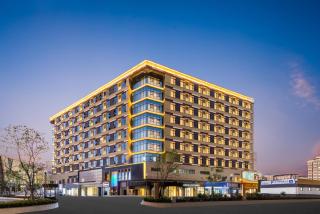 Atour Hotel Wuxi Meili Ancient Town Jinglong Plaza - Wuxi - 0