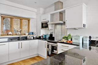 Keepers Cottage - Dartmouth Golf and Spa Resort - 5