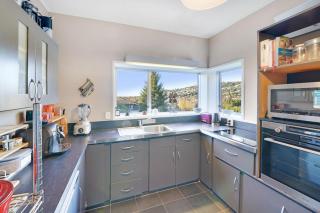 Port Hills Basecamp - Scenic Cashmere Stay - 1
