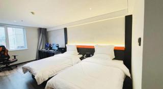 IU Hotel Tianjin Tianta Scenic Spot Wujiayao Metro Station - 4