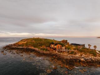 Picnic Island - 1