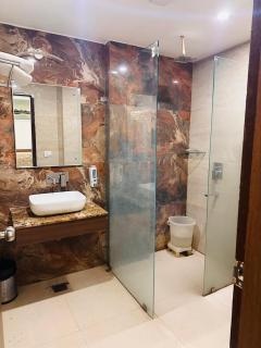 M2N Hotel Aurelia Grand - 2