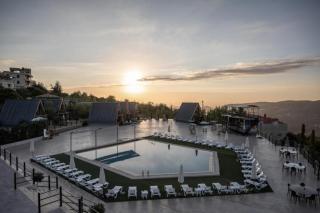 Maison Jwar - Luxury A-Shape Cabins - A Unique Summer Getaway - 6