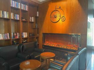 James Joyce Coffetel Aletai Lanwan Food City - 4