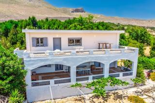 Originally Traditional Villa with fantastic view - 0