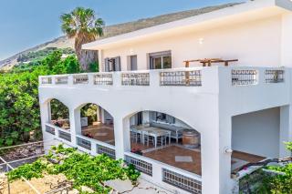 Originally Traditional Villa with fantastic view - 4