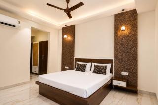 3 BHK Villa with Mini Pool & Jacuzzi - 5
