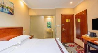 GreenTree Inn Jiaxing ZhongHuan South Road Zhonggang City Express Hotel - 1