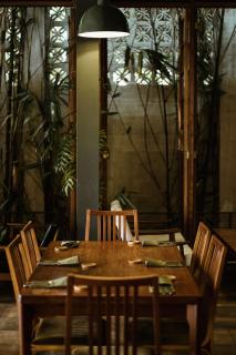 The Lark Inn & Kitchen - 6