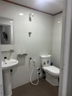 VIP COLOURS Guest House - 4