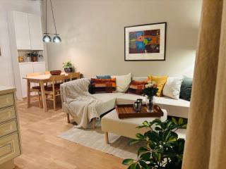 Stylish 2 Bedroom Apartment St Hanshaugen near Grunerlokka - 0