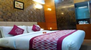 Hotel Signature Grand - 6