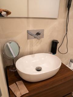 ELYRA Rooms - 6