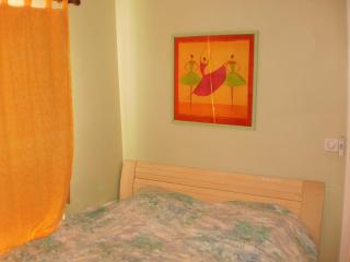 Chambre privée au coeur de Nouméa - 1