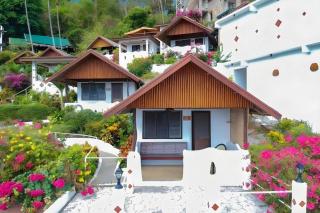 Steps Garden Resort - 6