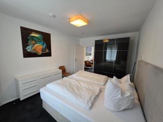 M M Central Apartments - Free Parking - Vintage Style - 5