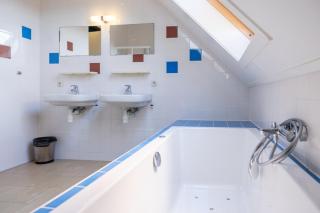 Familieboerderij met privé binnenzwembad en sauna | 10 personen - 2