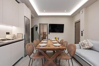 Central Luxury Jacuzzi - Luxury Living Nydri - 2
