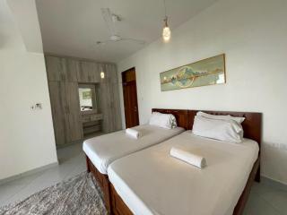 Jumeirah Epic Residence - 5