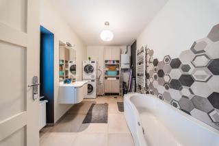 Flexible SelfCheckIns Zagreb 277 - 2 Bedroom Apartment - Backyard - Parking - Zagreb - 7