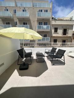 Maltese House Gzira Central - 6