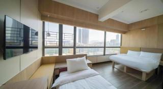 MIJ (KAI TAK) HOTEL - 1