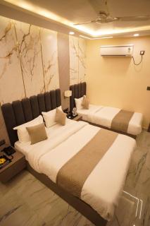 Hotel R Square Inn - 8
