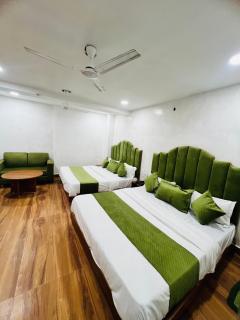 Hotel Grand Royal Sandhu - 5