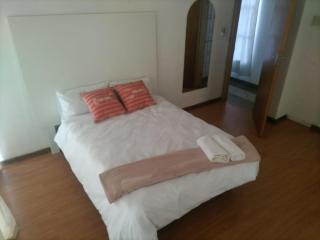 Aetos Guesthouse - 8