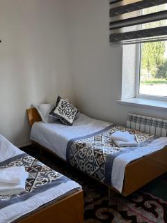 ERLAN Guest House - 9